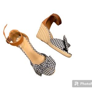 Old Navy size 8, navy blue gingham strappy espadrilles, wedge LIKE NEW